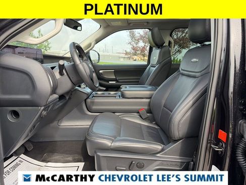 Used 2025 Ford Expedition Platinum AWD/4WD image 61