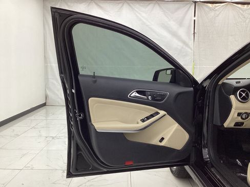 Used 2015 Mercedes-Benz GLA 250 4MATIC image 18