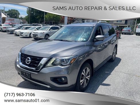 Used 2017 Nissan Pathfinder SL w/ SL Premium Package AWD/4WD image 1