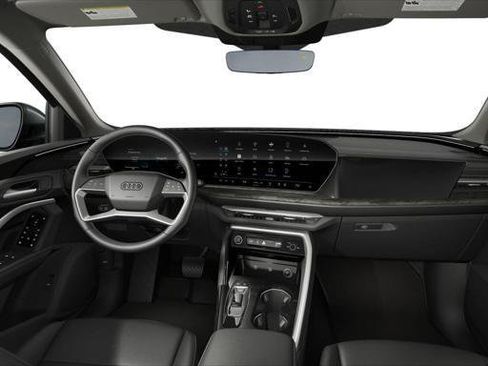 Used 2025 Audi Q5 Premium w/ Convenience Package AWD/4WD image 3