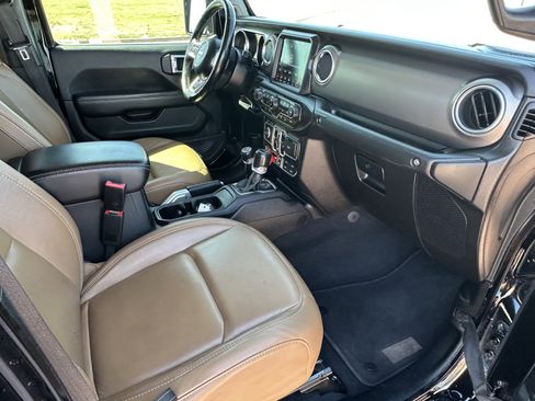 Used 2020 Jeep Gladiator Rubicon image 4