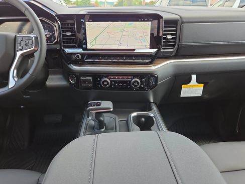 New 2026 Chevrolet Silverado 1500 LT Trail Boss w/ Convenience Package II AWD/4WD image 23