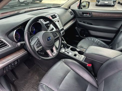 Used 2017 Subaru Outback 2.5i Limited image 14