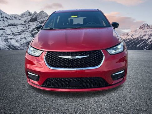 New 2026 Chrysler Pacifica Select image 8