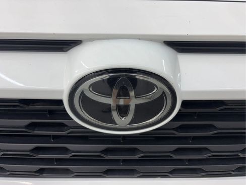 Used 2019 Toyota RAV4 LE w/ All Weather Liner Package AWD/4WD image 35
