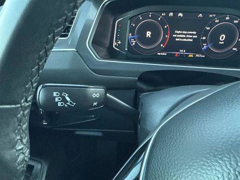 Used 2020 Volkswagen Tiguan SEL w/ 3rd Row Seat Package image 32