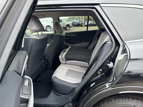 Used 2022 Subaru Outback Premium AWD/4WD image 11