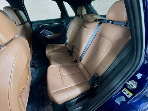 Certified 2025 Audi Q3 2.0T Premium Plus w/ Premium Plus Package image 22