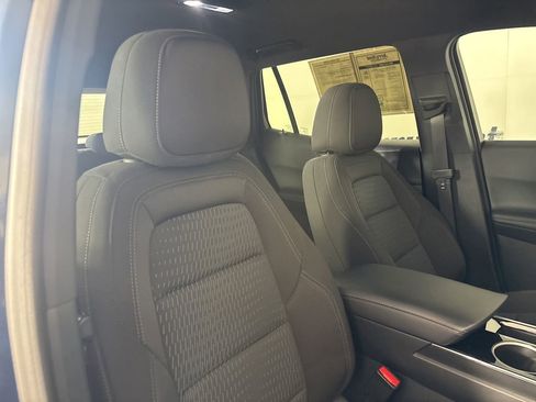 Used 2026 Chevrolet Equinox LT AWD/4WD image 25