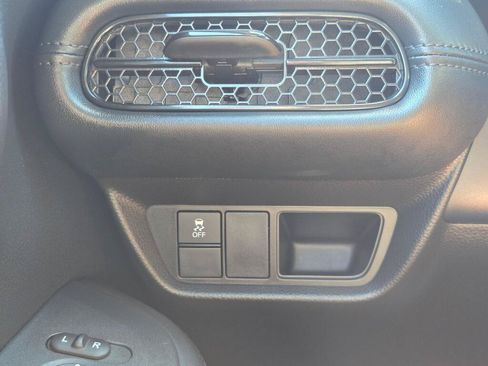 Certified 2023 Honda HR-V LX image 25