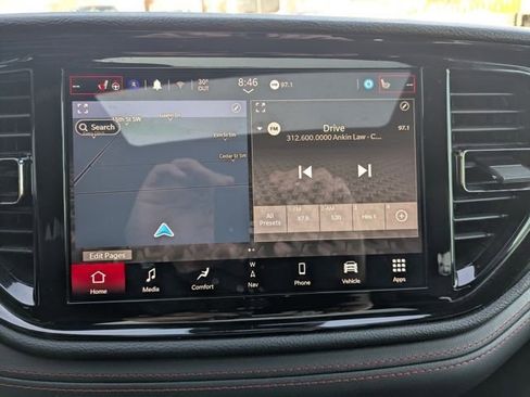 Used 2024 Dodge Durango GT image 16