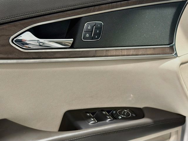 Used 2018 Lincoln MKX Reserve AWD/4WD image 17