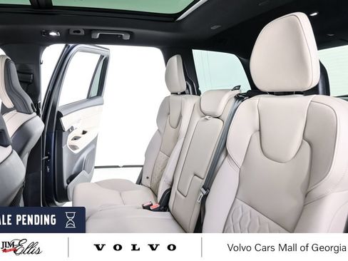 Certified 2025 Volvo XC90 B5 Core w/ Climate Package AWD/4WD image 22