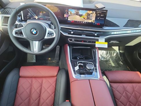 New 2026 BMW X6 xDrive40i w/ Climate Comfort Package image 32