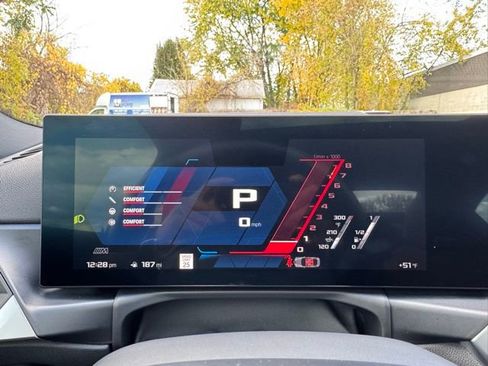 Used 2024 BMW M2 w/ Lighting Package image 15