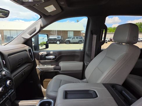 Used 2021 Chevrolet Silverado 3500 LTZ w/ LTZ Premium Package AWD/4WD image 18