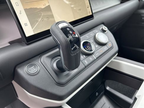 New 2025 Land Rover Defender 130 S image 13