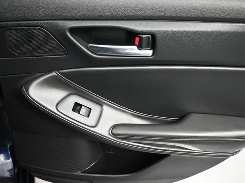 Used 2022 Toyota Avalon XLE w/ Moonroof Package FWD image 35