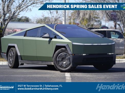 Used 2025 Tesla Cybertruck AWD Crew Cab image 1