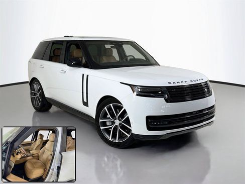 Used 2024 Land Rover Range Rover SE AWD/4WD image 2