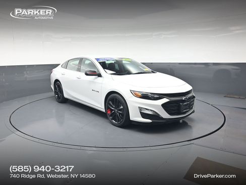 Used 2022 Chevrolet Malibu LT w/ Redline Edition FWD image 1