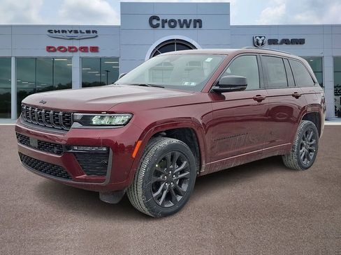 New 2026 Jeep Grand Cherokee Limited image 2