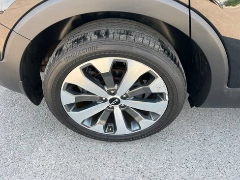 Used 2021 Kia Telluride S AWD/4WD image 18