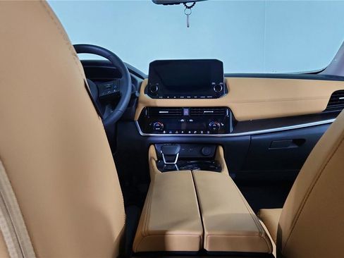 Certified 2023 Nissan Rogue Platinum w/ Platinum Premium Package image 21