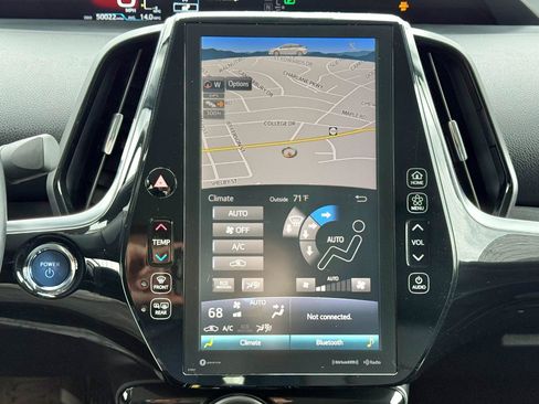 Used 2020 Toyota Prius Prime XLE FWD image 10