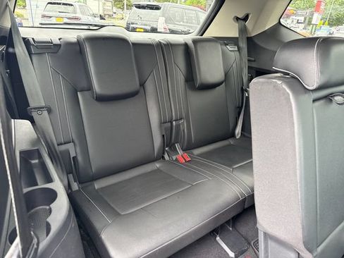 Used 2021 Volkswagen Atlas SE w/ Panoramic Sunroof Package AWD/4WD image 12