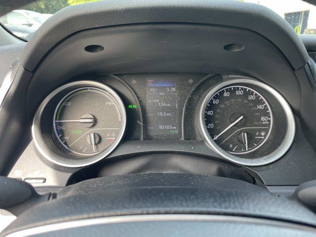 Used 2024 Toyota Camry LE FWD image 33