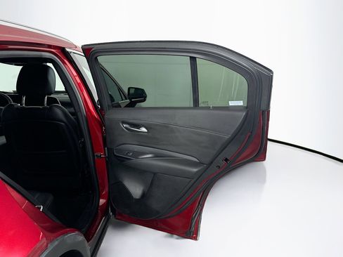 Used 2024 Cadillac XT4 Premium Luxury image 29