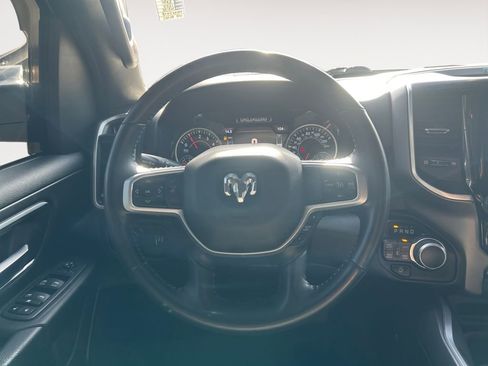 Used 2022 RAM 1500 Big Horn AWD/4WD image 14