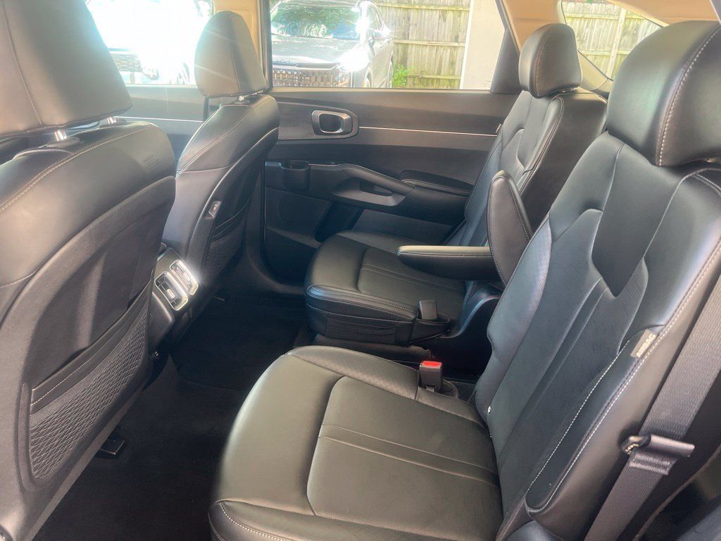 Certified 2024 Kia Sorento X-Line EX AWD/4WD image 8