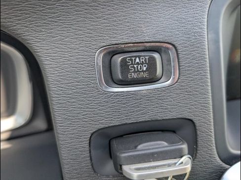 Used 2015 Volvo S60 T6 Platinum FWD image 16