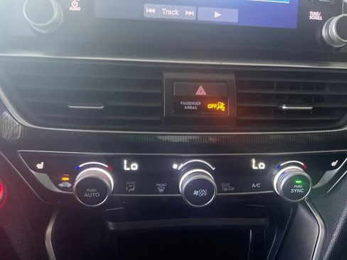 Used 2021 Honda Accord Sport Special Edition image 9