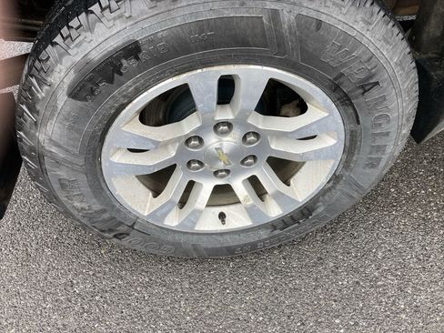 Used 2017 Chevrolet Silverado 1500 LT w/ All Star Edition image 9