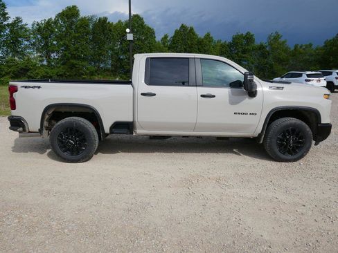 New 2026 Chevrolet Silverado 2500 Custom w/ Custom Value Package AWD/4WD image 3