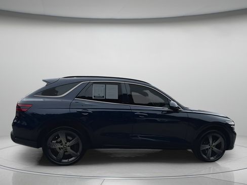 Used 2023 Genesis GV70 3.5T Sport w/ Sport Prestige Package image 31