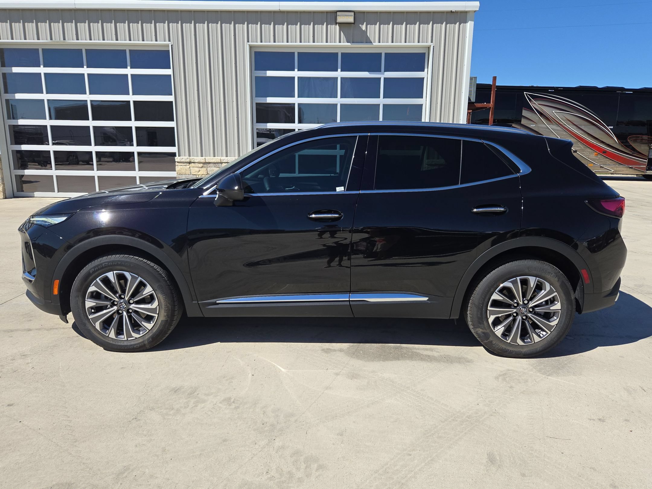 Used 2025 Buick Envision Preferred AWD/4WD image 6