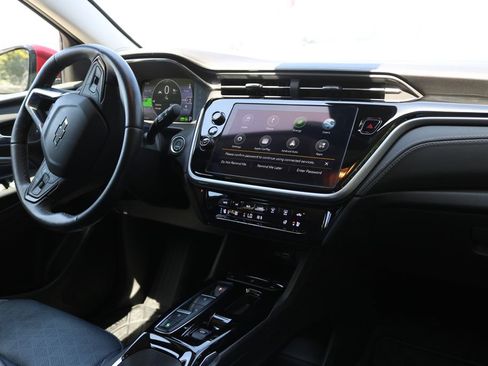 Used 2023 Chevrolet Bolt EUV LT w/ Convenience Package FWD image 19
