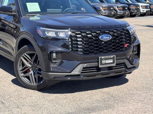 Used 2025 Ford Explorer ST w/ Sun And Sound Package image 3