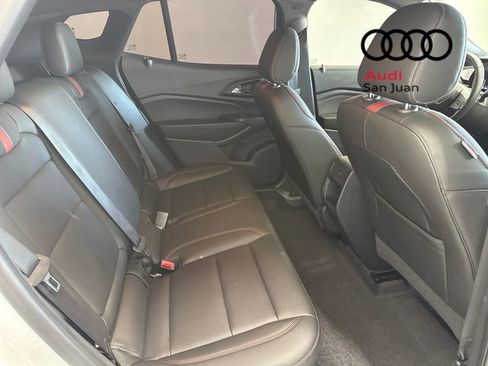 Used 2025 Chevrolet Trax RS w/ Sunroof Package image 35