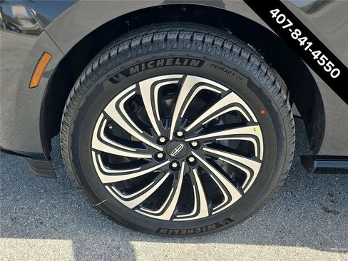 New 2026 Lincoln Navigator Black Label AWD/4WD image 8