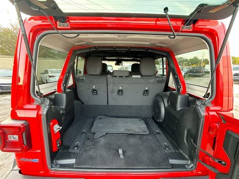 Used 2022 Jeep Wrangler Unlimited Rubicon 4xe w/ Safety Group image 31