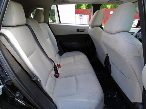 Used 2024 Toyota Corolla Cross LE w/ Moonroof Package FWD image 35