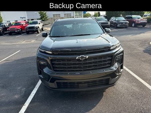 Used 2024 Chevrolet Traverse LT w/ Enhanced Driving Package FWD image 9