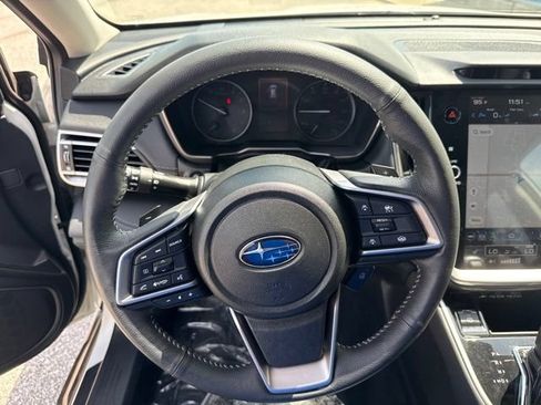 Used 2025 Subaru Outback Limited AWD/4WD image 22