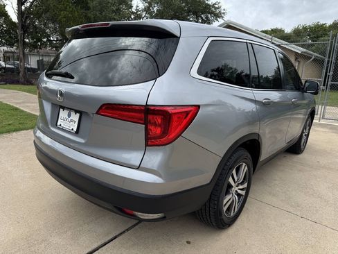 Used 2017 Honda Pilot EX-L image 12