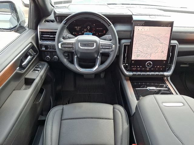 New 2026 GMC Yukon Denali w/ Denali Reserve Package AWD/4WD image 14